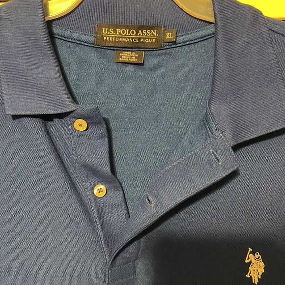 U.S. Polo Assn. polo shirt Size XL Color Blue in great shape no holes - Picture 4 of 8